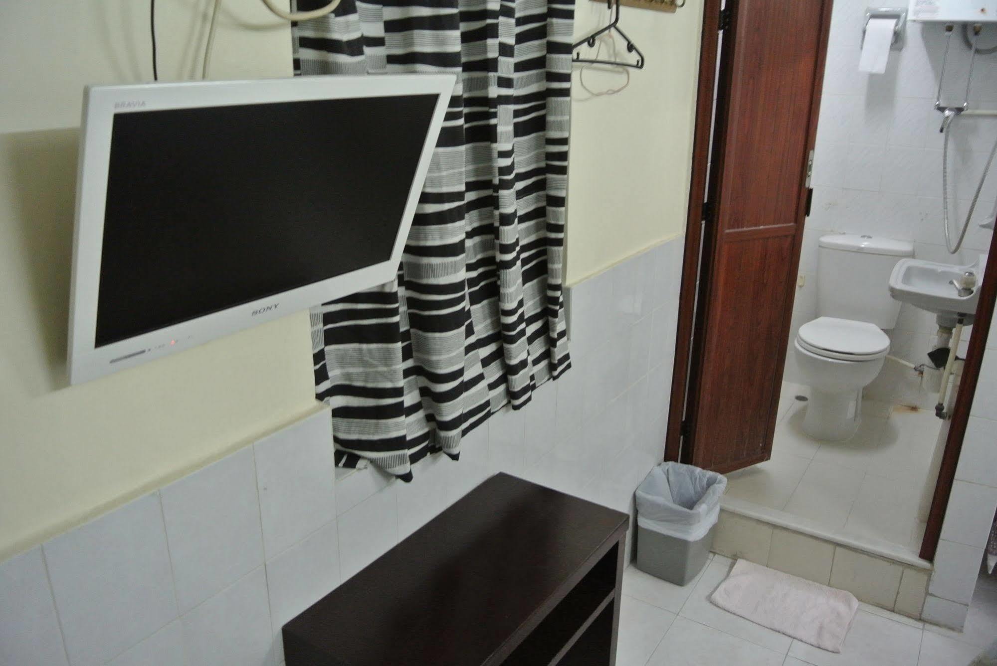 Fortunate Guest House Hong Kong Exterior photo